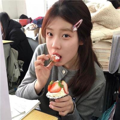 花中寻凶：死亡与鲜花